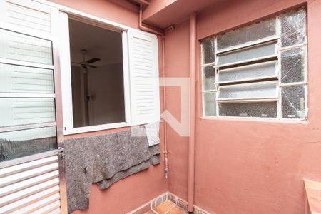 Casa à venda com 130m², 3 quartos e 4 vagasQuintal