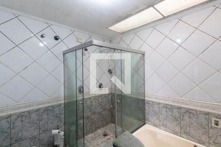 Casa à venda com 130m², 3 quartos e 4 vagasQuarto Suíte 2