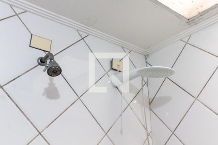 Casa à venda com 130m², 3 quartos e 4 vagasChuveiro