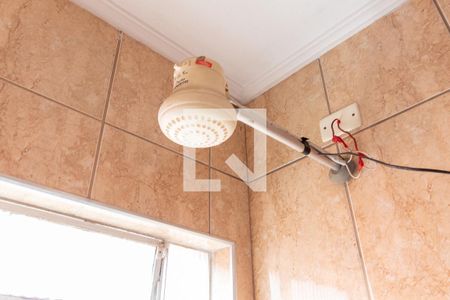 Casa à venda com 130m², 3 quartos e 4 vagasChuveiro