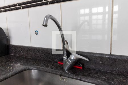 Casa à venda com 130m², 3 quartos e 4 vagasBanheiro - torneira