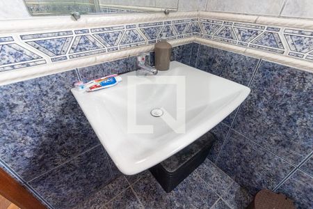 Casa à venda com 130m², 3 quartos e 4 vagasBanheiro da Suíte 1