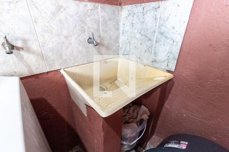 Casa à venda com 130m², 3 quartos e 4 vagasLavanderia 1