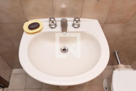 Casa para alugar com 340m², 3 quartos e 6 vagasBanheiro 4