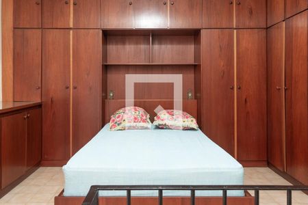 Casa para alugar com 340m², 3 quartos e 6 vagasSuíte 2