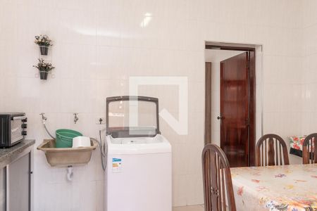 Casa para alugar com 340m², 3 quartos e 6 vagasLavanderia 1