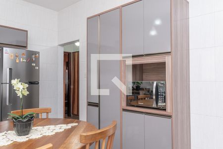 Casa para alugar com 340m², 3 quartos e 6 vagasCozinha 1