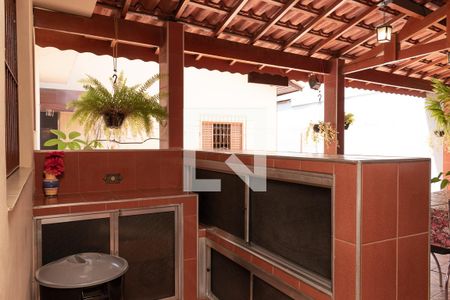 Casa para alugar com 340m², 3 quartos e 6 vagasÁrea da churrasqueira