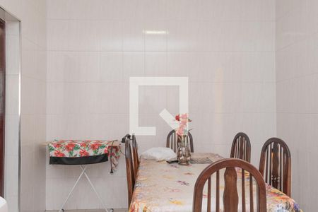 Casa para alugar com 340m², 3 quartos e 6 vagasLavanderia 1