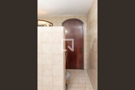 Casa para alugar com 340m², 3 quartos e 6 vagasLavanderia 2