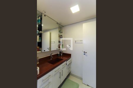 Apartamento à venda com 133m², 2 quartos e 3 vagasBanheiro