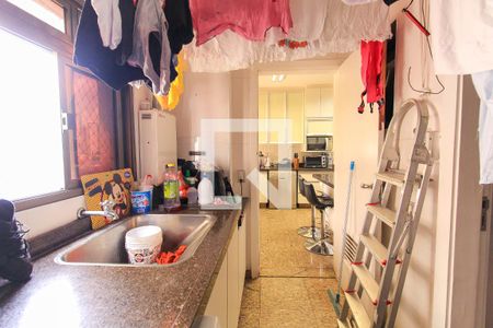Apartamento à venda com 133m², 2 quartos e 3 vagasÁrea de serviço