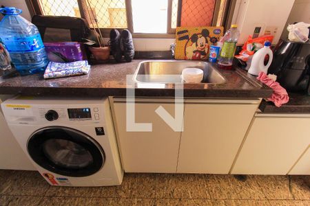 Apartamento à venda com 133m², 2 quartos e 3 vagasÁrea de serviço