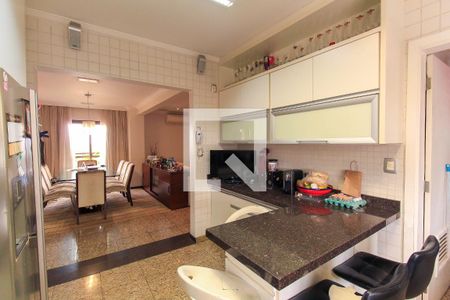 Apartamento à venda com 133m², 2 quartos e 3 vagasCozinha