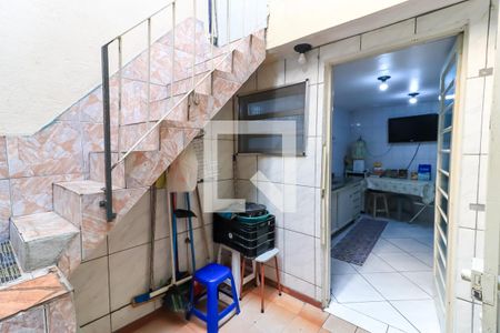 Casa à venda com 150m², 4 quartos e 3 vagas Casa à venda com 150m², 4 quartos e 3 vagasÁrea de Serviço