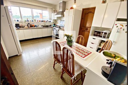 Casa à venda com 500m², 7 quartos e 5 vagas