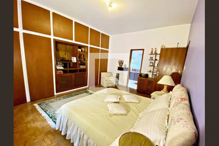 Casa à venda com 500m², 7 quartos e 5 vagas