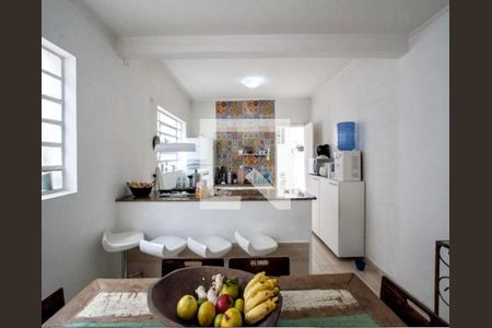 Casa à venda com 3 quartos, 236m² em Pompeia, São Paulo