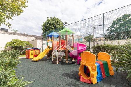 Apartamento para alugar com 77m², 3 quartos e 2 vagasÁrea comum - Playground