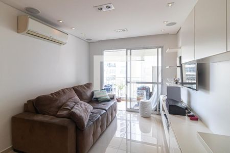 Sala de apartamento para alugar com 3 quartos, 77m² em Água Branca, São Paulo