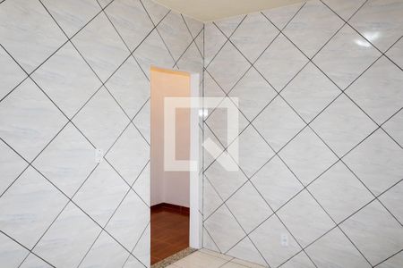 Casa de condomínio para alugar com 64m², 2 quartos e sem vagaCozinha e Área de Serviço