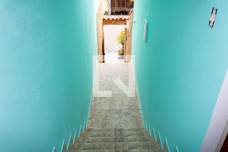 Casa de condomínio para alugar com 64m², 2 quartos e sem vagaEscada