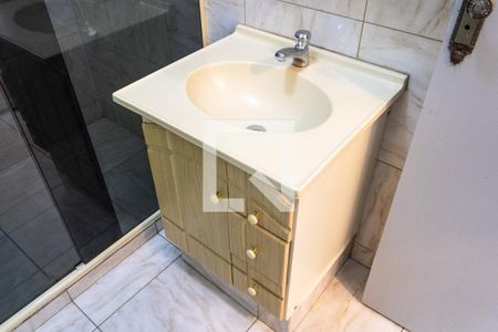 Casa de condomínio para alugar com 64m², 2 quartos e sem vagaBanheiro