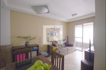 Sala de apartamento para alugar com 3 quartos, 76m² em Vila Gumercindo, São Paulo