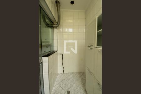 Casa à venda com 272m², 4 quartos e 5 vagas Casa à venda com 272m², 4 quartos e 5 vagasÁrea de Serviço