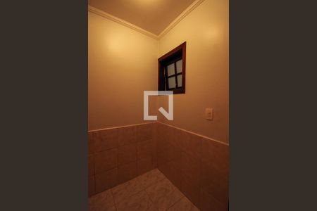 Casa à venda com 272m², 4 quartos e 5 vagas Casa à venda com 272m², 4 quartos e 5 vagasQuarto de Serviço