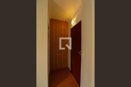 Casa à venda com 272m², 4 quartos e 5 vagas Casa à venda com 272m², 4 quartos e 5 vagasSuíte