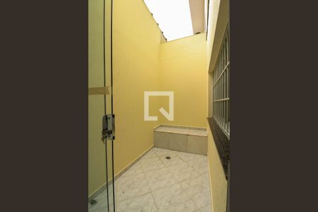 Casa à venda com 272m², 4 quartos e 5 vagas Casa à venda com 272m², 4 quartos e 5 vagasQuintal