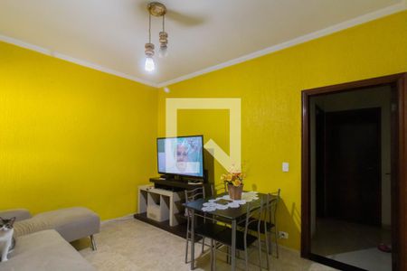 Casa à venda com 370m², 6 quartos e 3 vagas Casa à venda com 370m², 6 quartos e 3 vagasSala - Casa 2