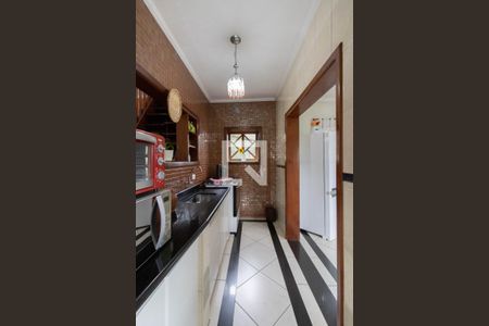 Casa à venda com 370m², 6 quartos e 3 vagas Casa à venda com 370m², 6 quartos e 3 vagasCozinha