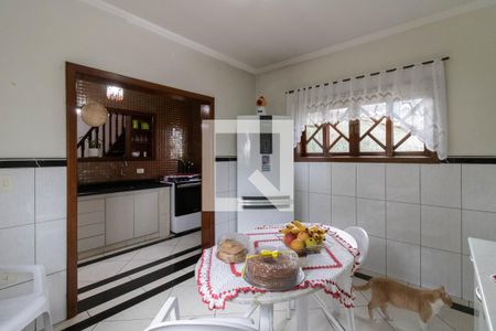 Casa à venda com 370m², 6 quartos e 3 vagas Casa à venda com 370m², 6 quartos e 3 vagasCopa