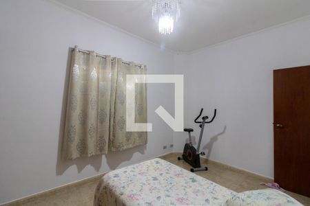 Casa à venda com 370m², 6 quartos e 3 vagas Casa à venda com 370m², 6 quartos e 3 vagasQuarto 3