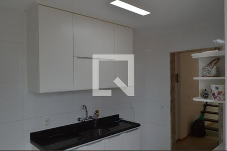 Apartamento à venda com 160m², 3 quartos e 2 vagasCozinha