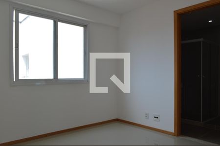Apartamento à venda com 160m², 3 quartos e 2 vagasSuíte 1
