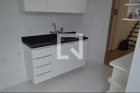 Apartamento à venda com 160m², 3 quartos e 2 vagasCozinha