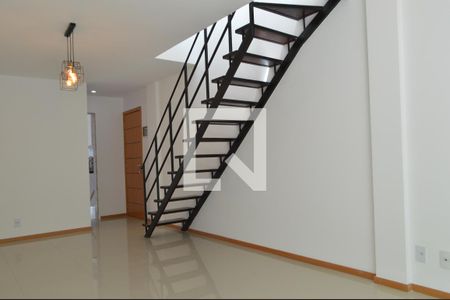 Sala 1 de apartamento para alugar com 3 quartos, 160m² em Taquara, Rio de Janeiro