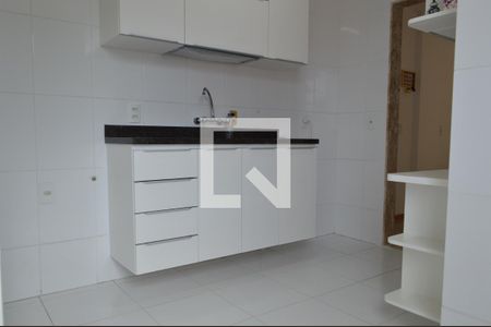 Apartamento à venda com 160m², 3 quartos e 2 vagasCozinha