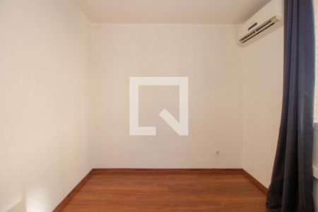 Quarto 1 de apartamento à venda com 2 quartos, 43m² em Protásio Alves, Porto Alegre