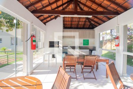 Apartamento à venda com 43m², 2 quartos e 1 vaga Apartamento à venda com 43m², 2 quartos e 1 vagaÁrea comum - Churrasqueira