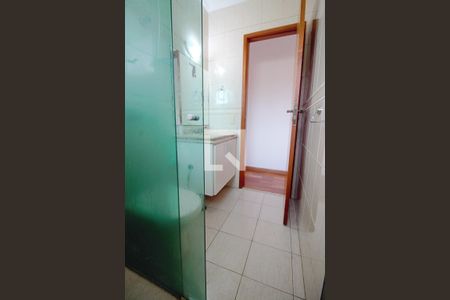 Casa à venda com 160m², 4 quartos e 2 vagas Casa à venda com 160m², 4 quartos e 2 vagasBanheiro da Suíte 2