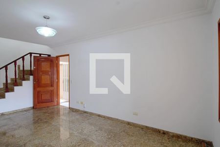 Sala de casa para alugar com 4 quartos, 160m² em Jardim Londrina, São Paulo