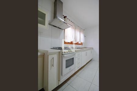 Casa à venda com 160m², 4 quartos e 2 vagas Casa à venda com 160m², 4 quartos e 2 vagasCozinha