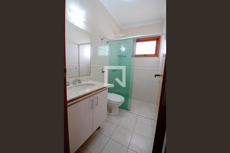 Casa à venda com 160m², 4 quartos e 2 vagas Casa à venda com 160m², 4 quartos e 2 vagasBanheiro da Suíte 1