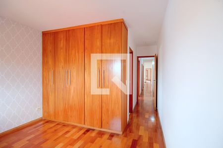 Casa à venda com 160m², 4 quartos e 2 vagas Casa à venda com 160m², 4 quartos e 2 vagas Suíte 2