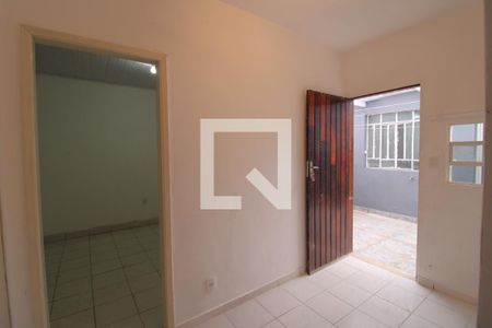 Sala de casa para alugar com 1 quarto, 50m² em Vila Inglesa, São Paulo