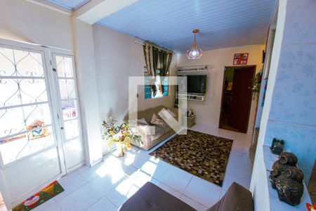 Sala de casa à venda com 2 quartos, 130m² em Sapucaias, Contagem